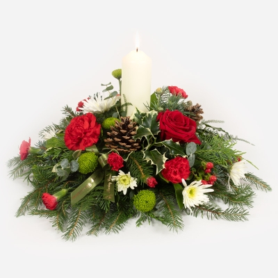 Christmas table arrangement