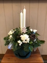 A green velvet delight candle arrangement